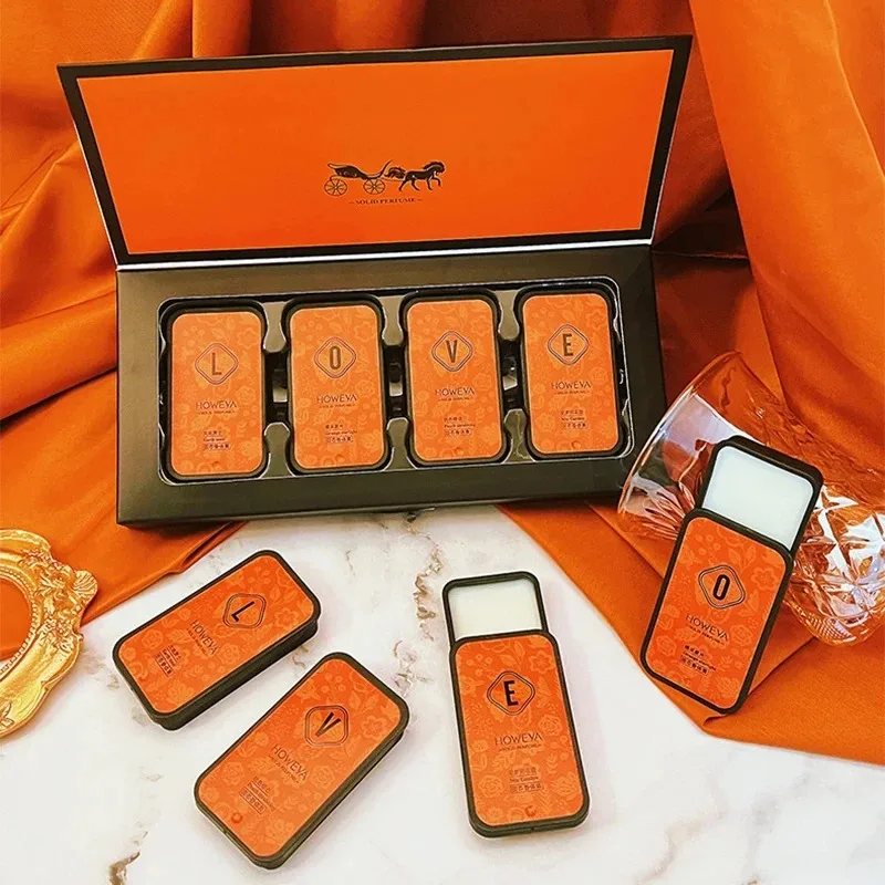 향긋한 플로럴과 과일 향이 조화된 4가지 향의 고체 향 - Home Fragrance Gift 리뷰 및 가격